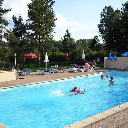 Camping Les Pinasses La Chapelle  Eksteriør bilde