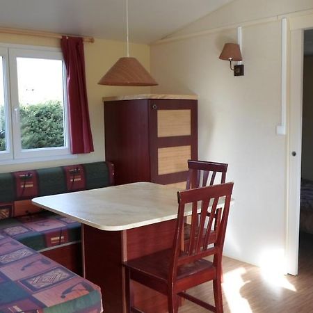 Camping Les Pinasses La Chapelle  Eksteriør bilde