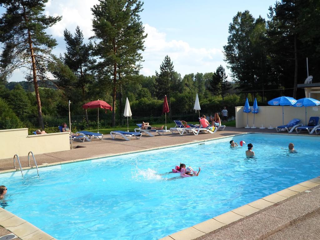 Camping Les Pinasses La Chapelle  Eksteriør bilde